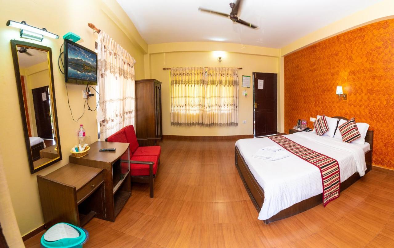 Butterfly Lodge Pokhara Bagian luar foto