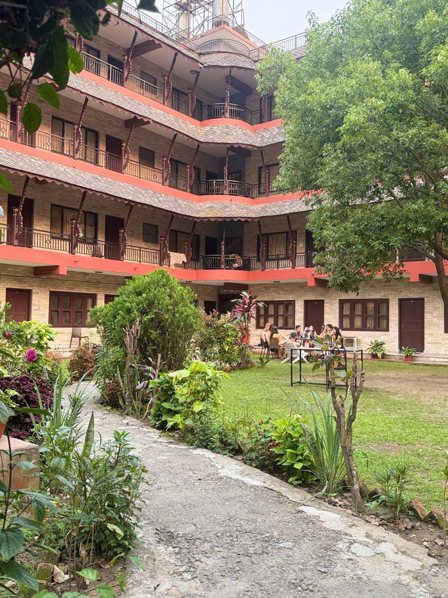 Butterfly Lodge Pokhara Bagian luar foto